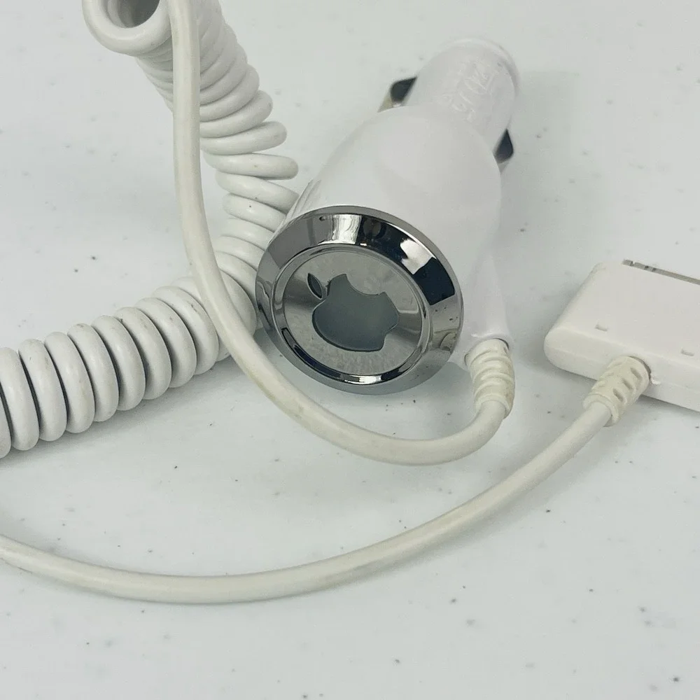 Apple iPhone Car Charger 12V Cable 4 4S 4 3GS iPod Touch iPad 2 3